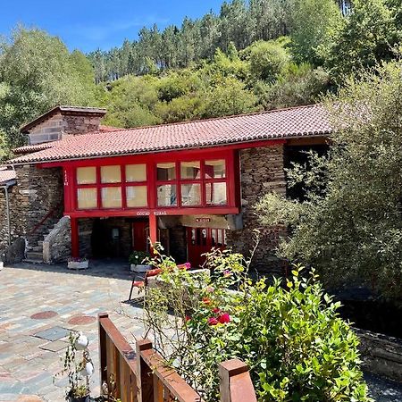 Sarreaus Aldea Couso Rural酒店 外观 照片