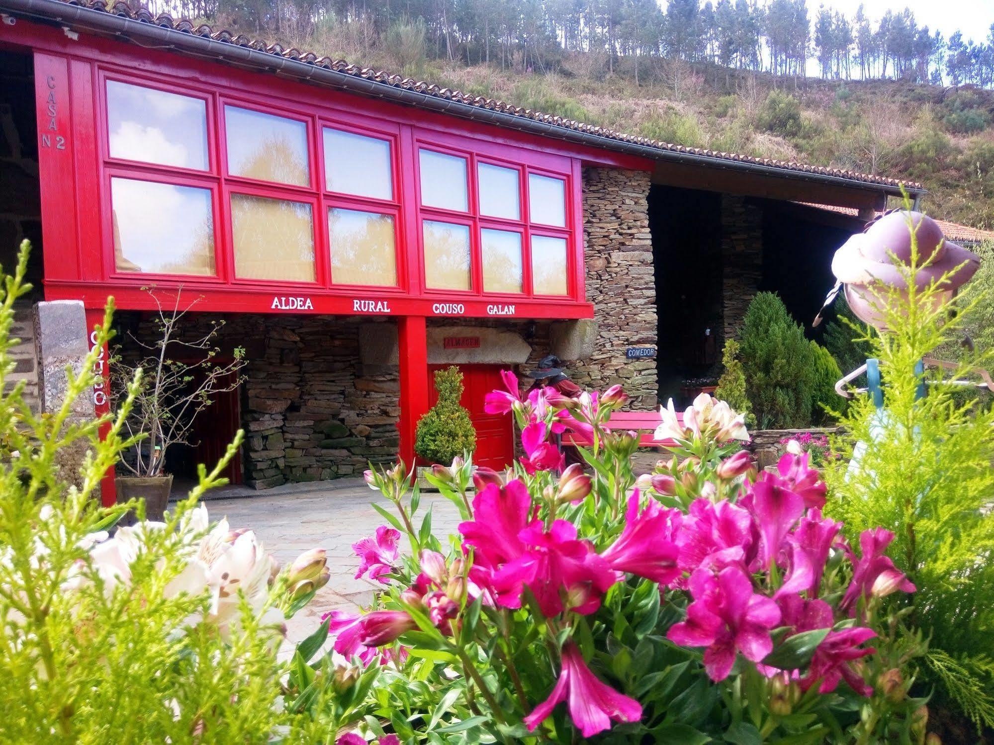 Sarreaus Aldea Couso Rural酒店 外观 照片